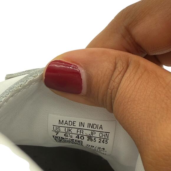 Adidas White Black Samba Sneakers Womens 7 - Picture 9 of 12